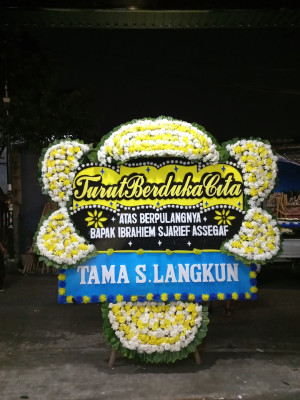 Papan Bunga Duka di Hamdan