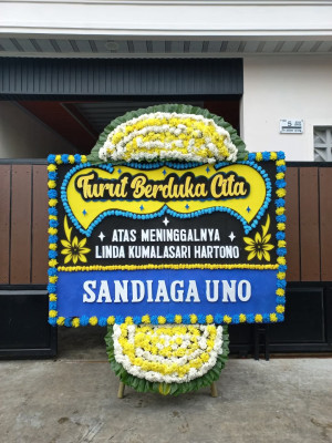 Papan Bunga Duka di Hamdan
